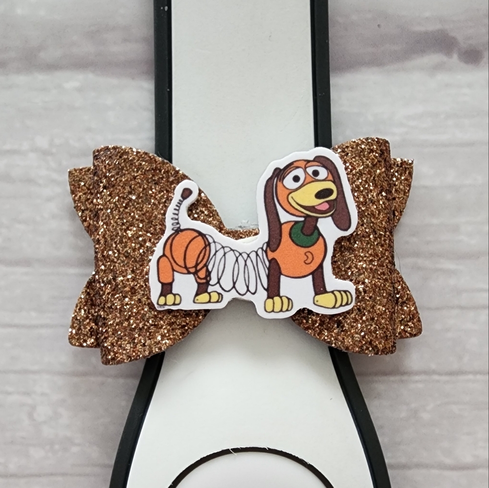 Slinky Dog Magic Band Bow